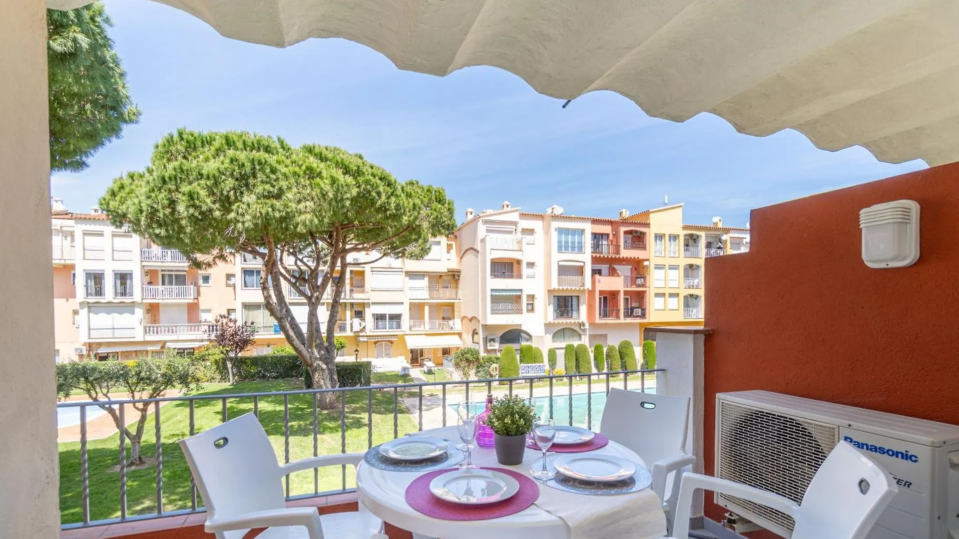 Apart-Rent Apartamento Gran Reserva 0056 Empuriabrava Apartment